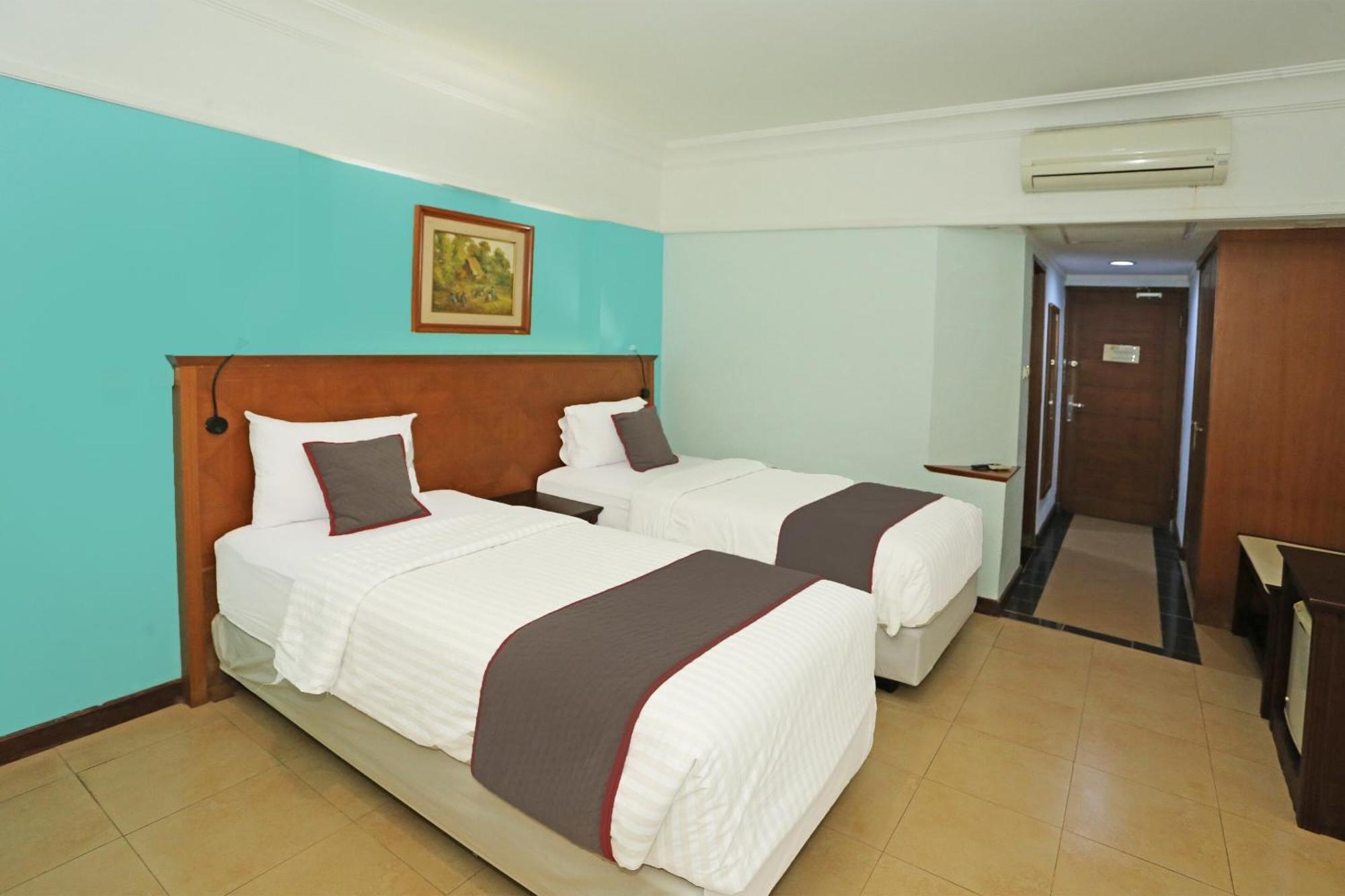 Collection O 91898 Series Hotel Kuningan Jakarta Exterior photo