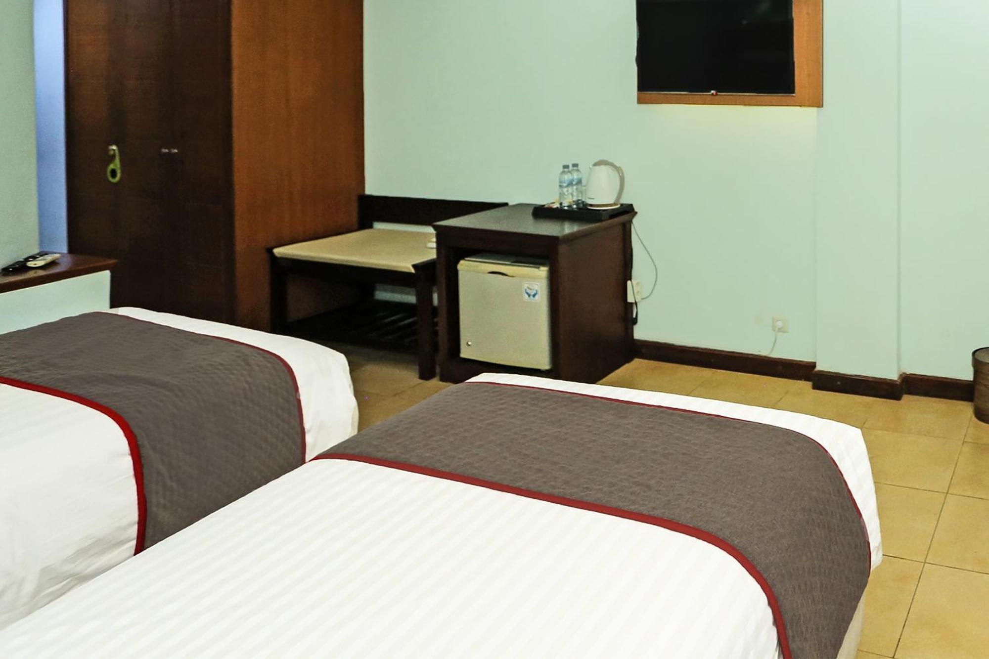 Collection O 91898 Series Hotel Kuningan Jakarta Exterior photo