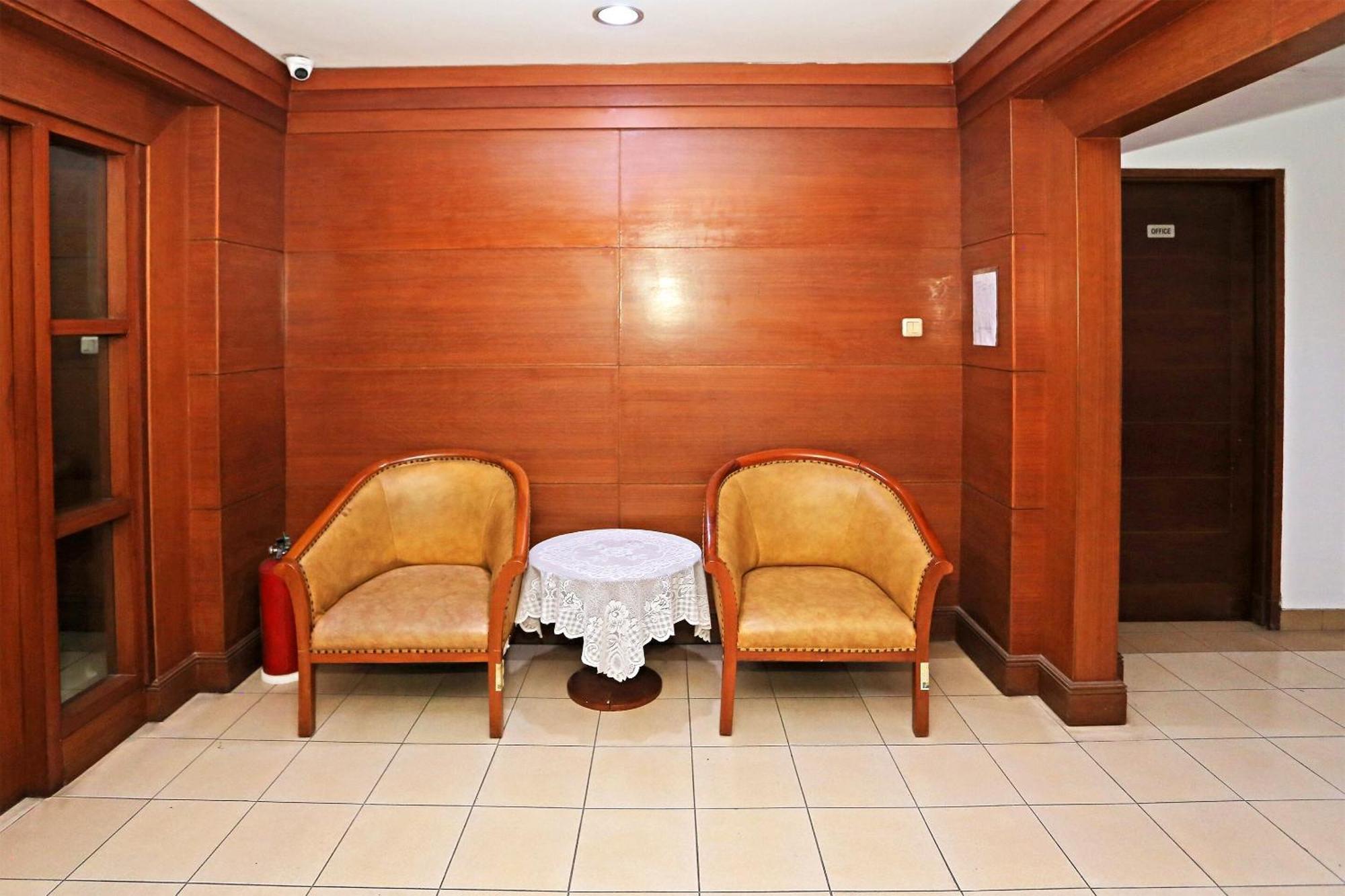 Collection O 91898 Series Hotel Kuningan Jakarta Exterior photo