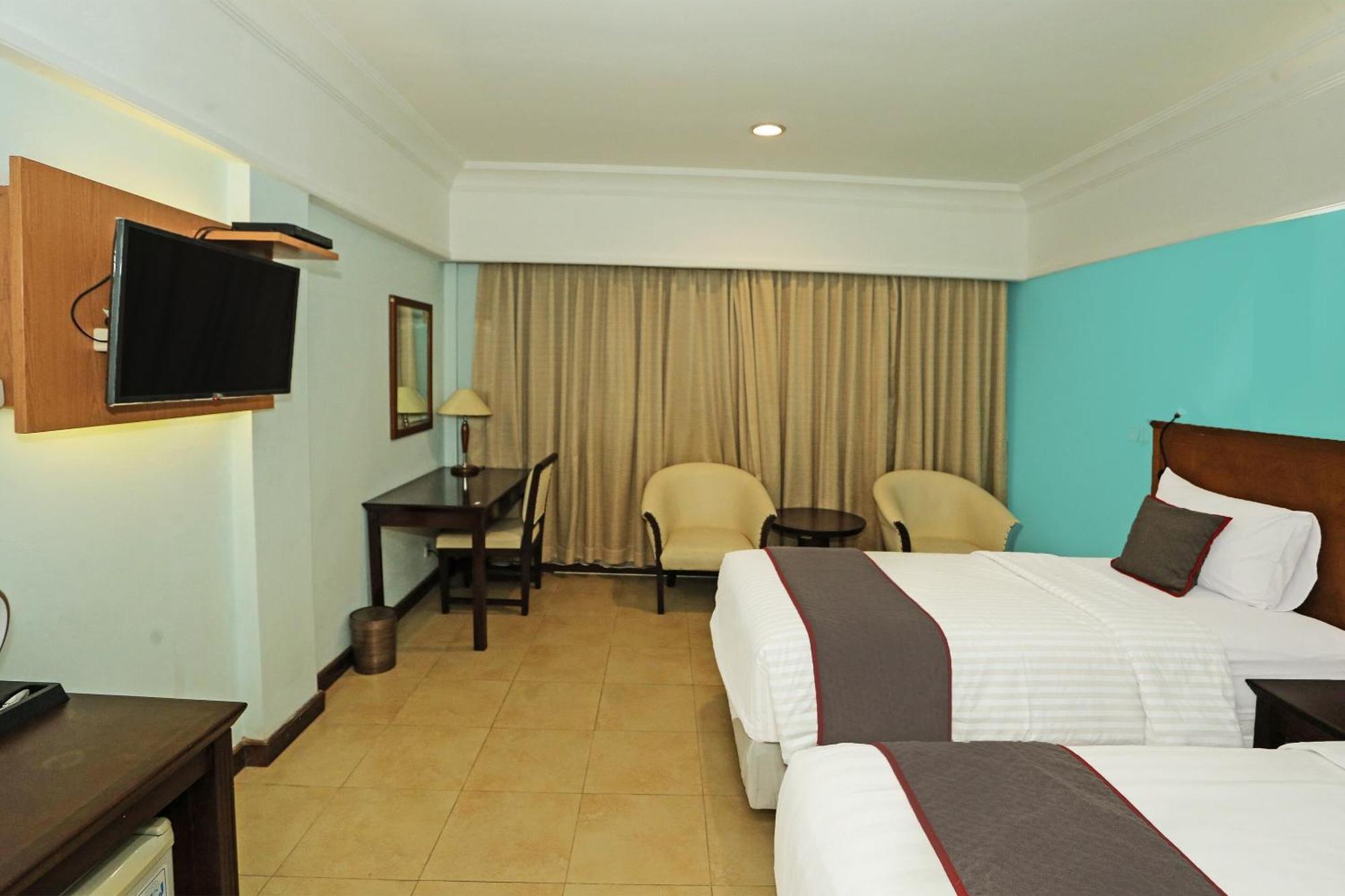 Collection O 91898 Series Hotel Kuningan Jakarta Exterior photo